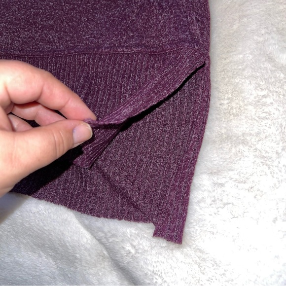 Per Se Purple Sweater - Picture 3 of 9